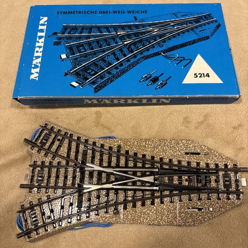 Dreiwegeweiche märklin - ,